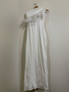 Johansen Elegant One-Shoulder White Feather-Trim Maxi Dress